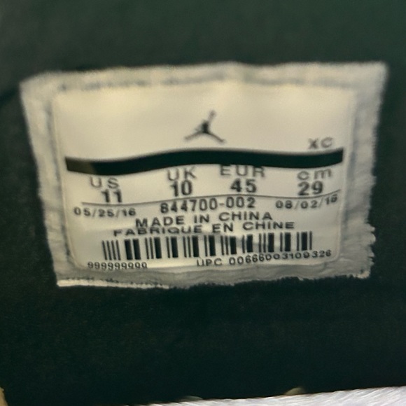 Nike Air Jordan 1 Retro Ultra High Shoes - Picture 6 of 8